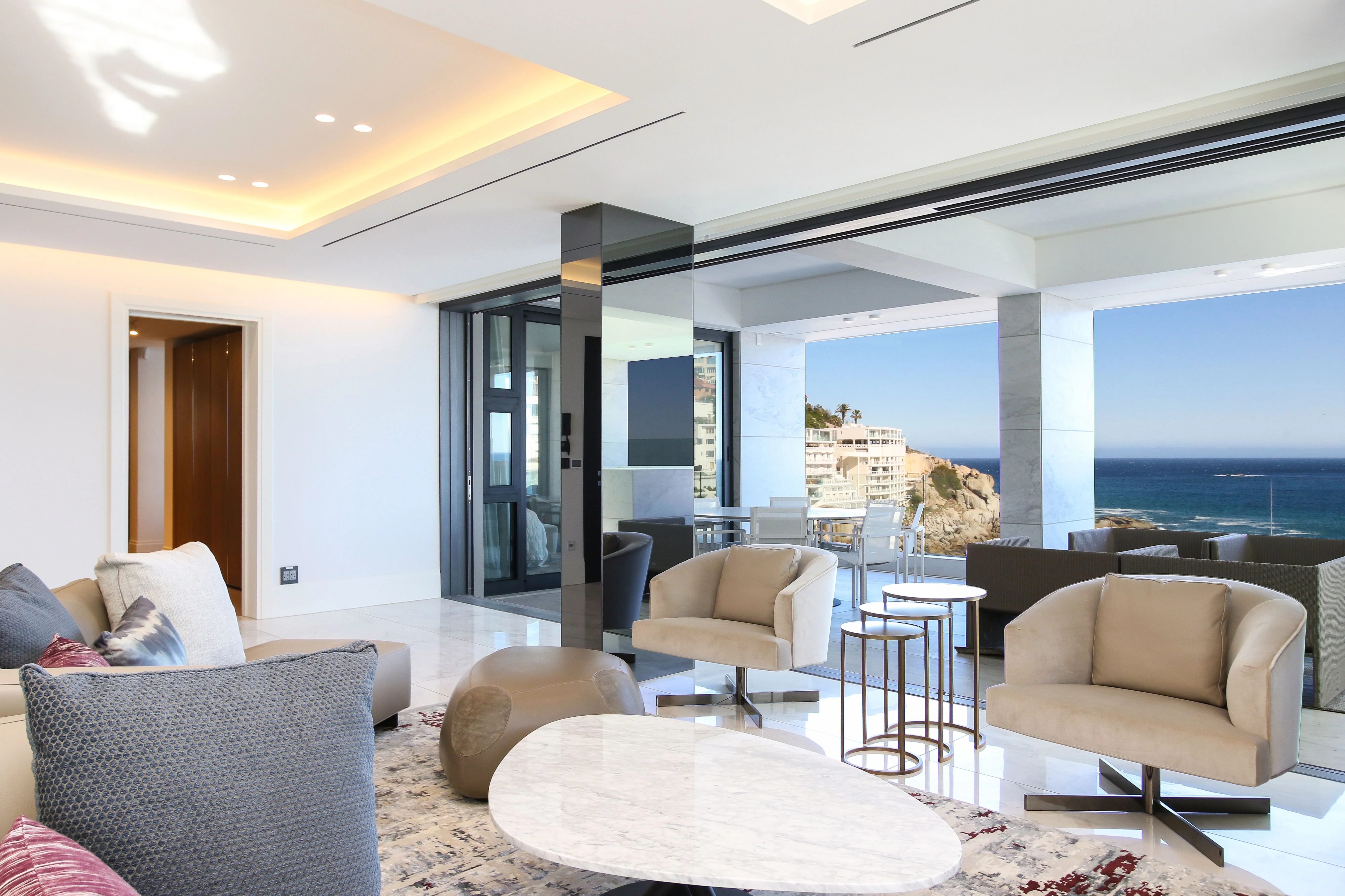 Aurum - Bantry Bay, Cape Town - Image 15